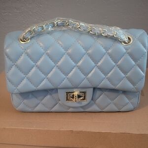 Elegant Blue Quilted Chain Bag